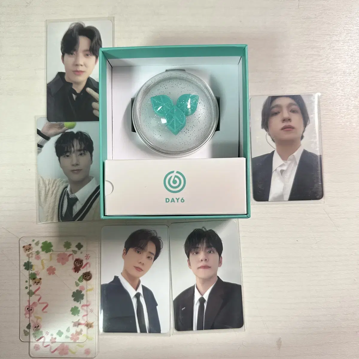 Day 6 Madewatch 3, Cherry Blossom Con Makkon Entrance Photocard bulk WTS