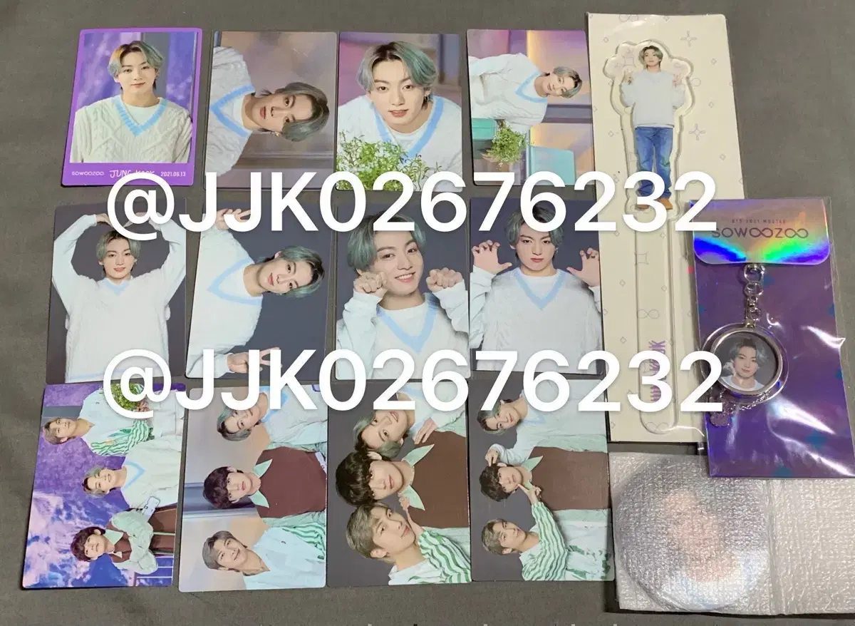 bangtan microcosm jungkook jungkook photocard photoprop canvas keyring wts sell