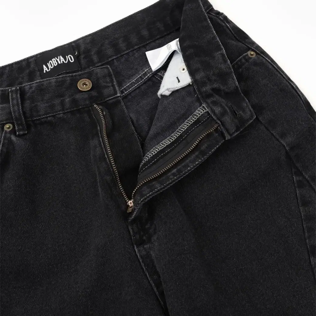 Robot Washed Jeans [BLACK]