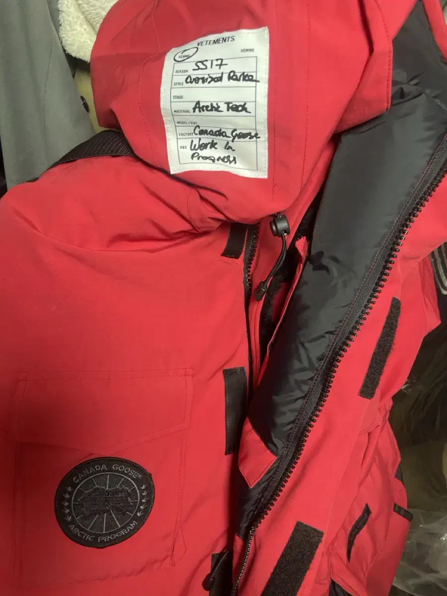 Vetements & Canada Goose Collaboration Snow Mantra