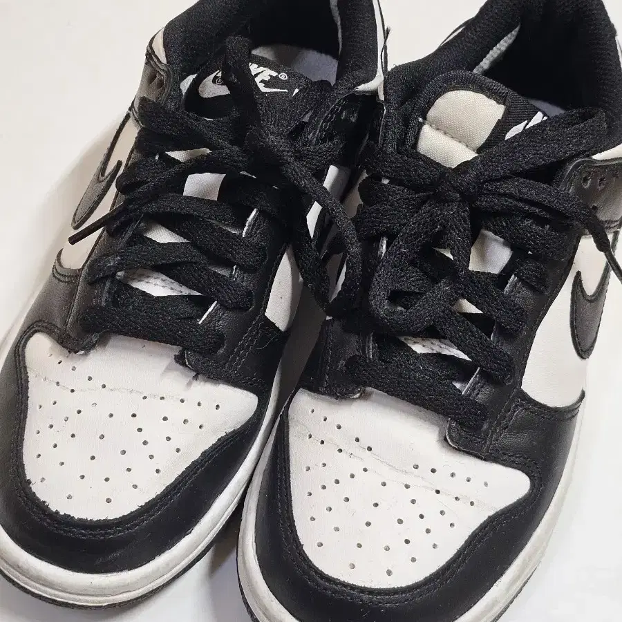 (GS) Nike Dunk Low Black 230사이즈 (범고래)