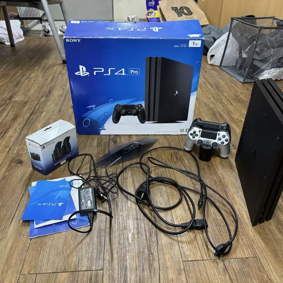 Ps4 프로 1tb 판매합니다