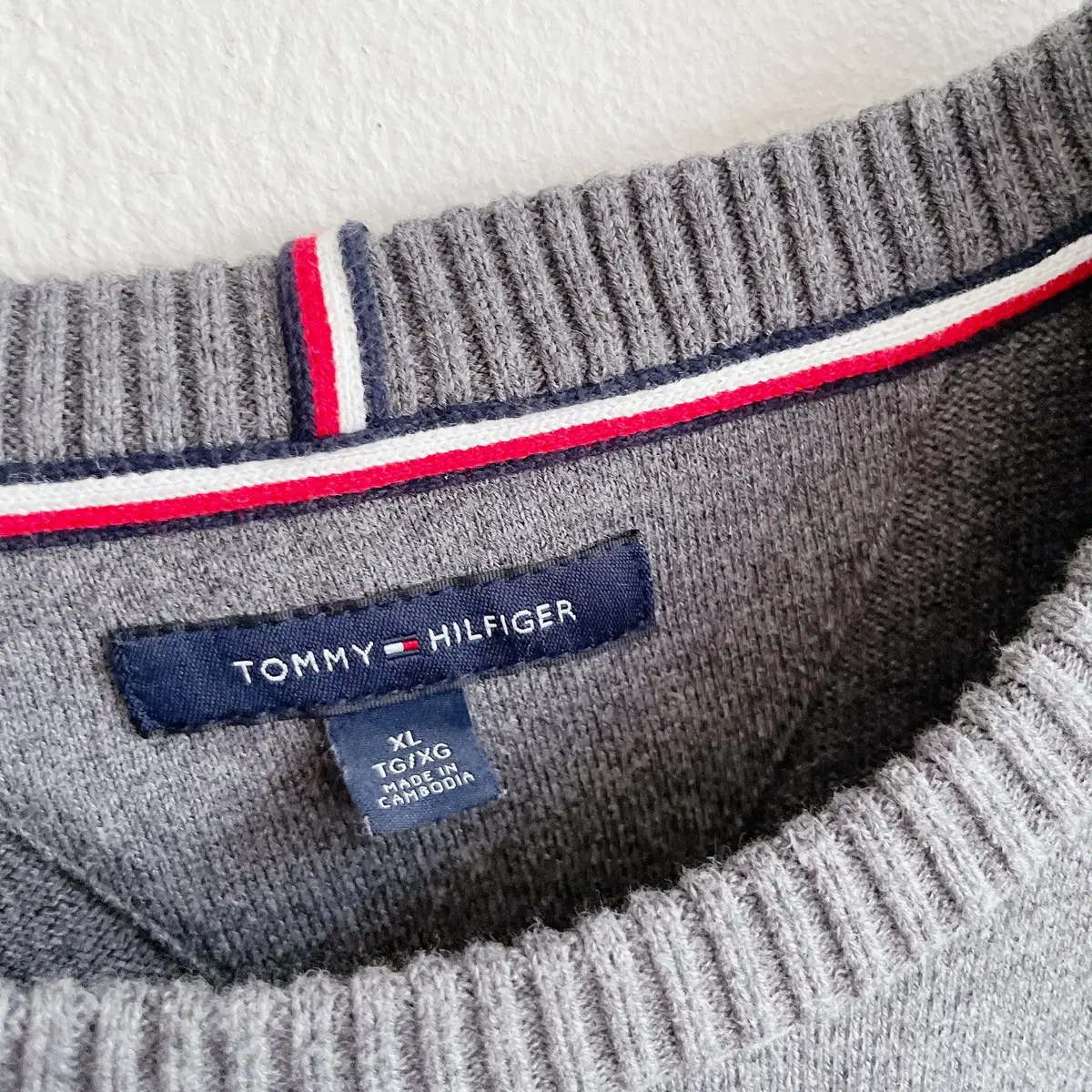 남성) TOMMY HILFIGER 니트