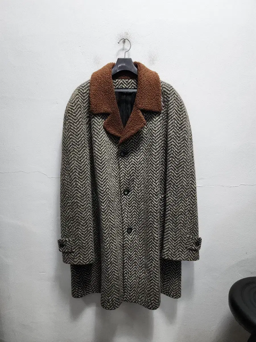 D&G Dolce & Gabbana 96's Herringbone Coat