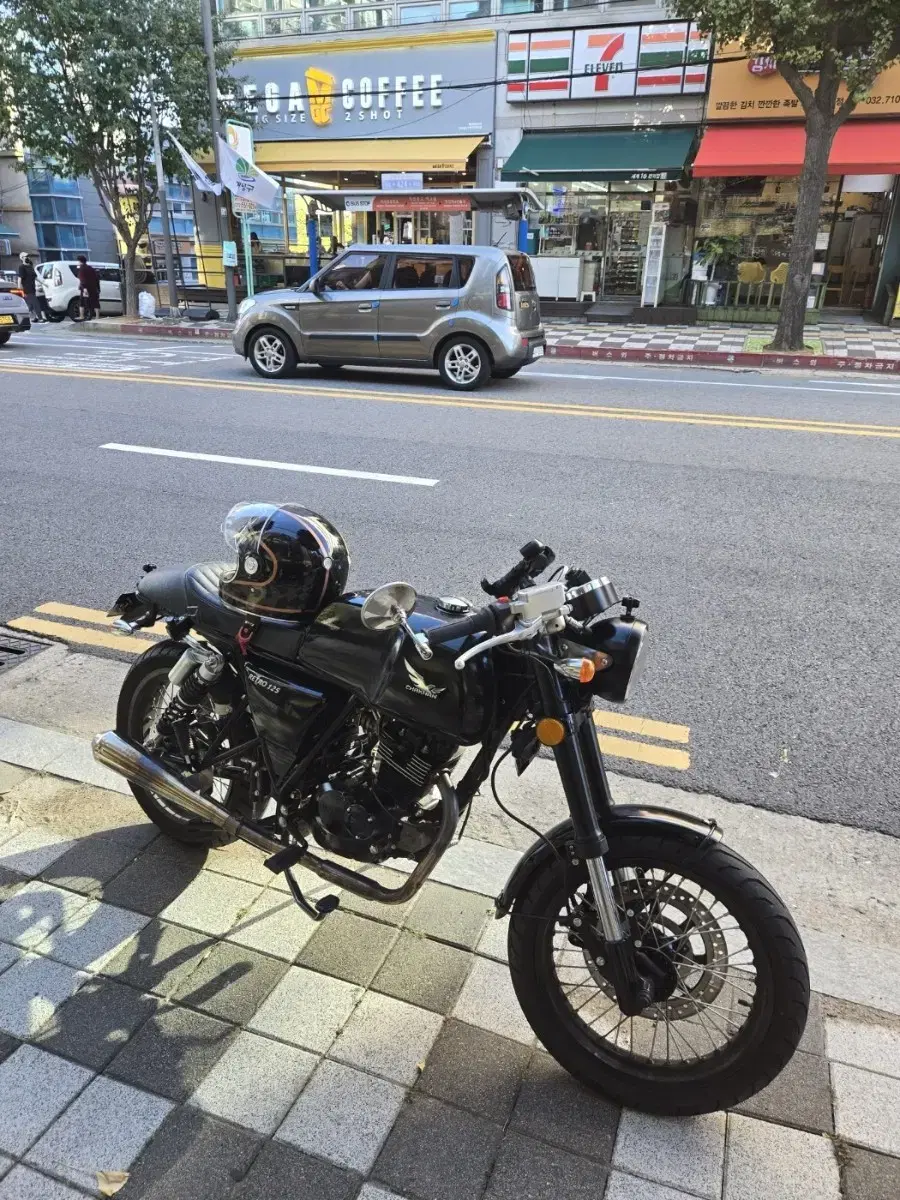 23년식 레트로 125cc 팝니다