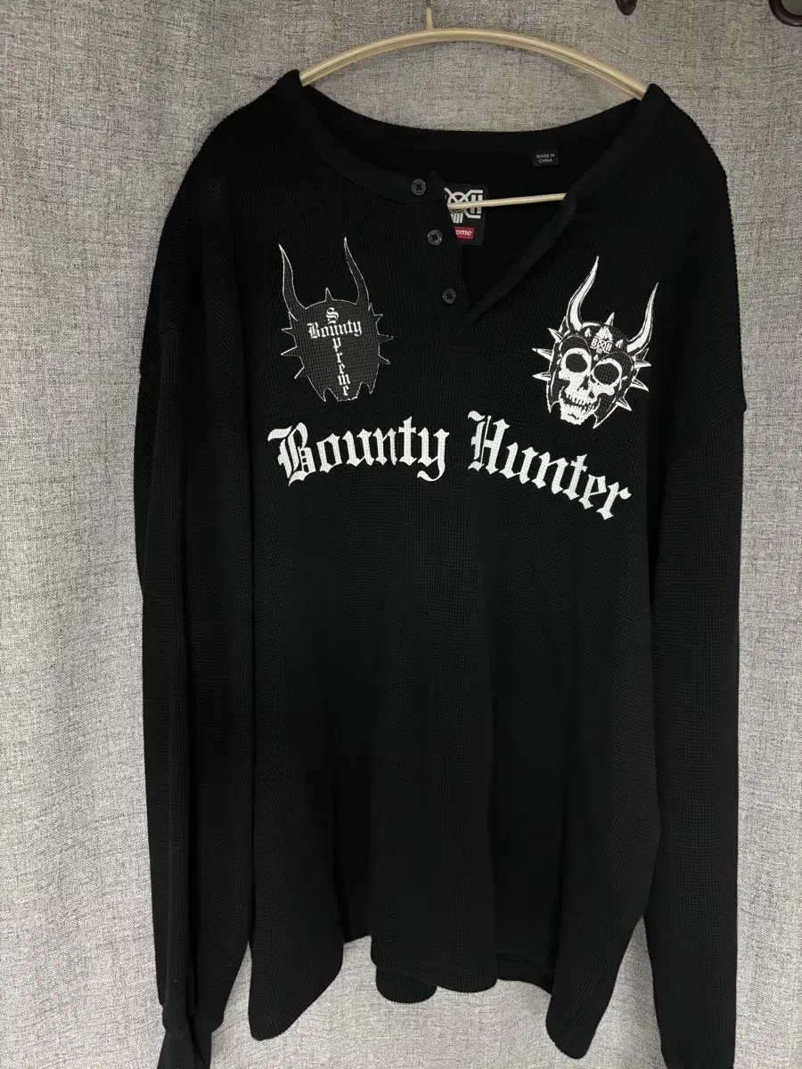 Supreme X Bounty Hunter Sleeve