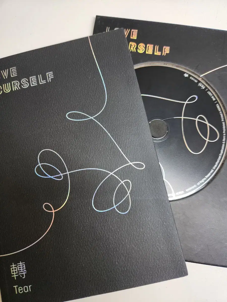 방탄 개봉앨범 love yourself tear