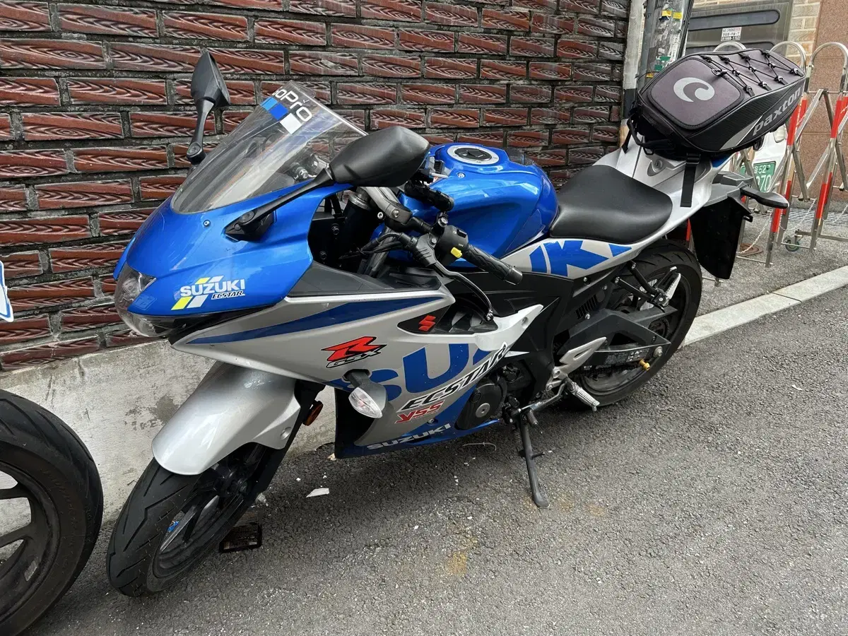 11/10 처분예정 21년식 15xxxkm GSX-R125 스페셜카울