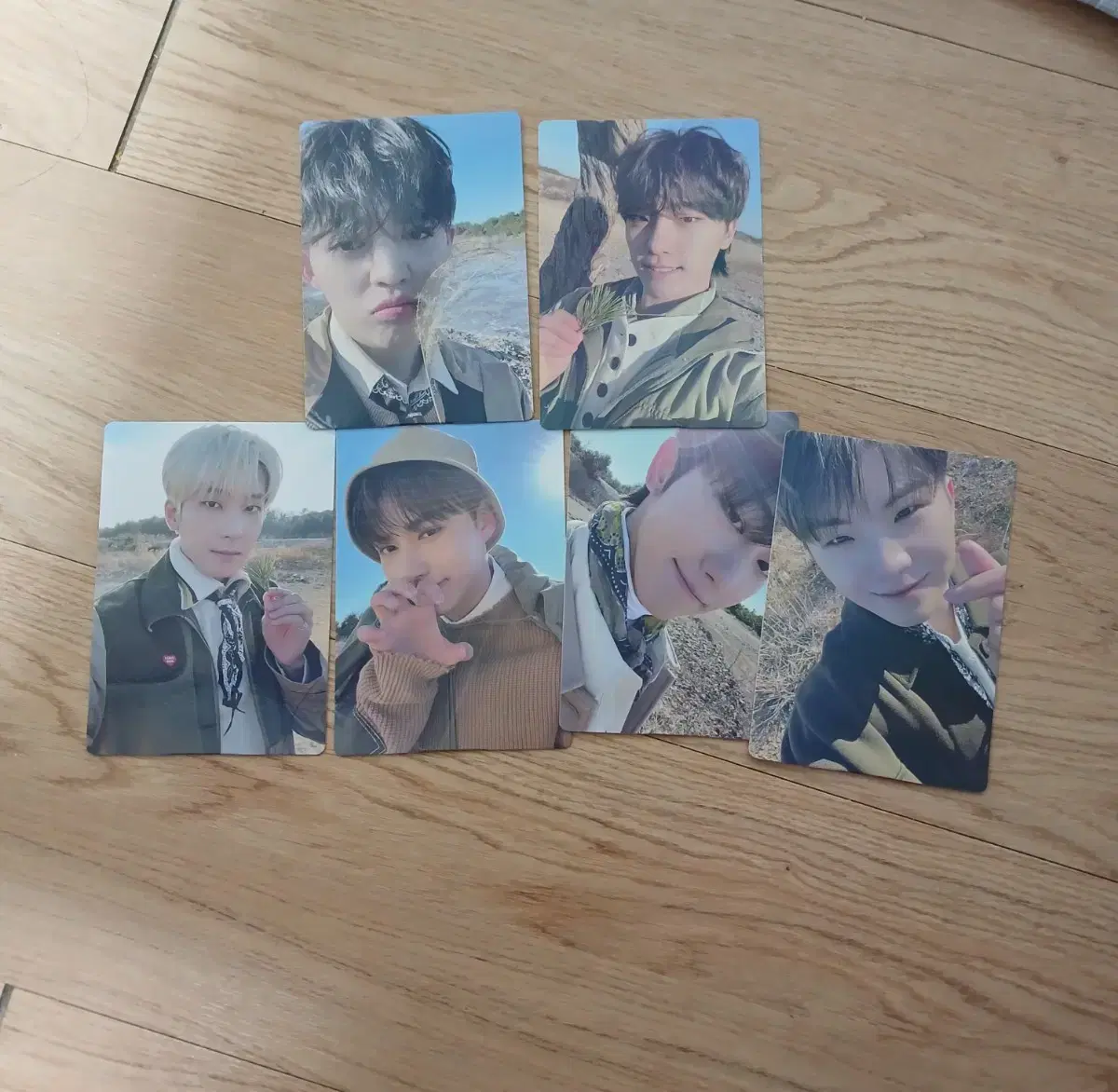 Seventeen Feathersun pre-order benefit hologram Postcards in Bulk