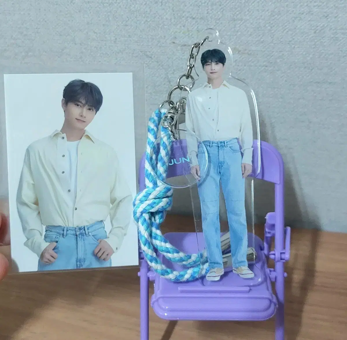 SEVENTEEN 2021 Caratland jun sells keyrings & photocards