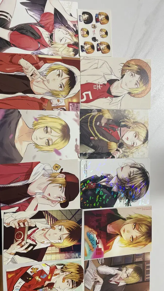 Haikyuu unofficial goods hemunin kenma zuu bokuto kuroo postcard and hologram kards