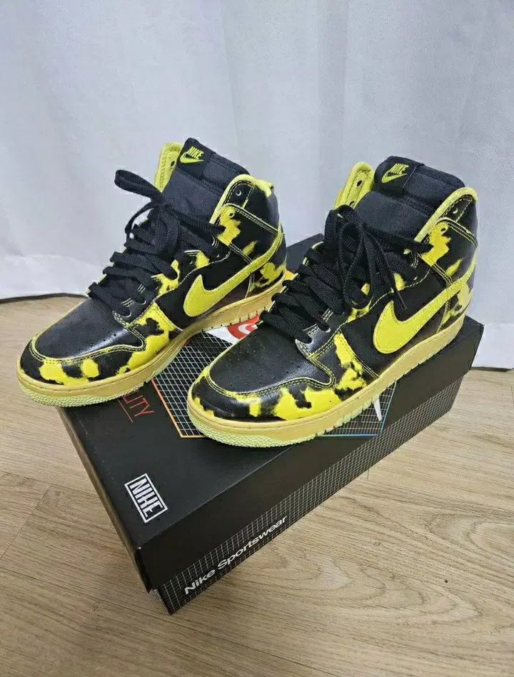 Nike Dunk High 1985 Yel Genuine (One Time Use)