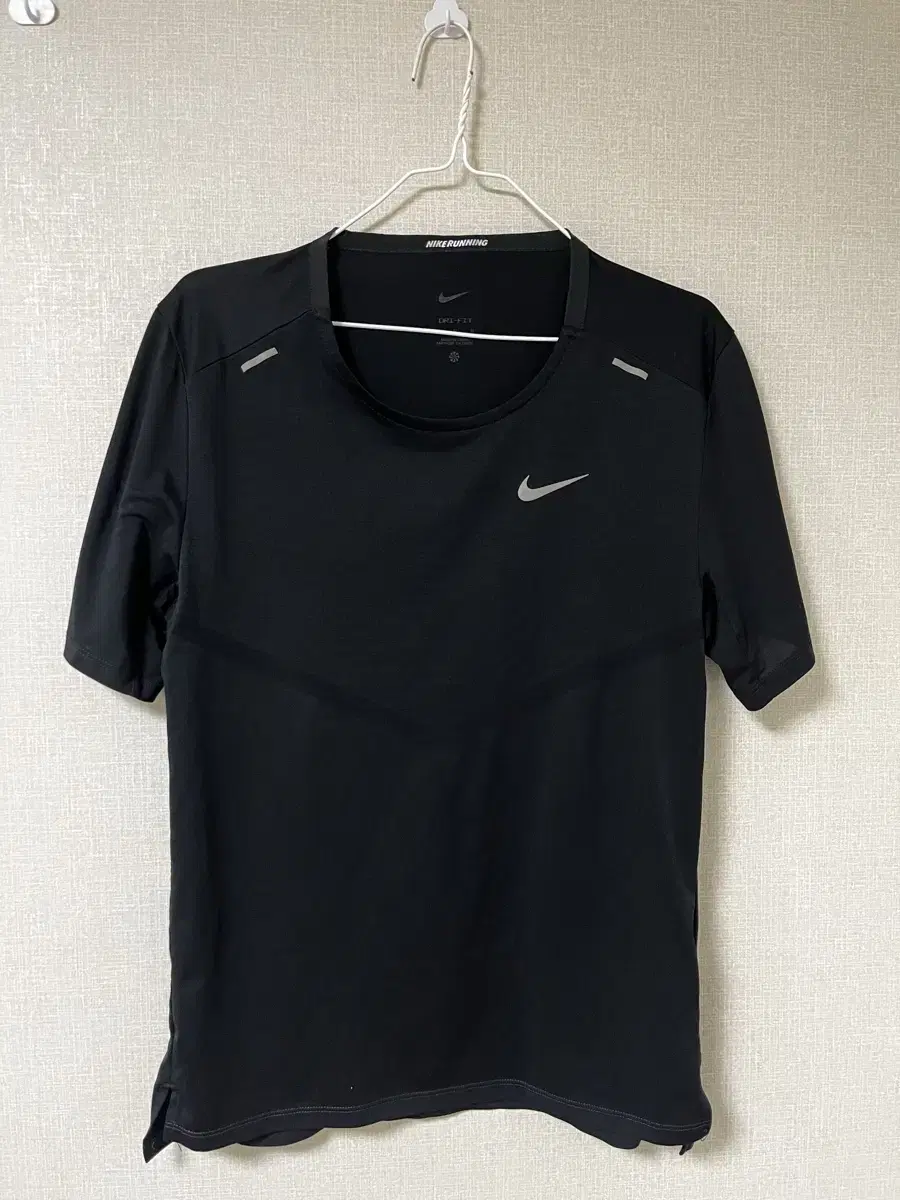 Nike DryFit Miler Functional Short Sleeve TeeM