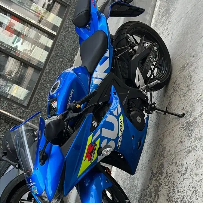 스즈키 gxs-r125 23년식