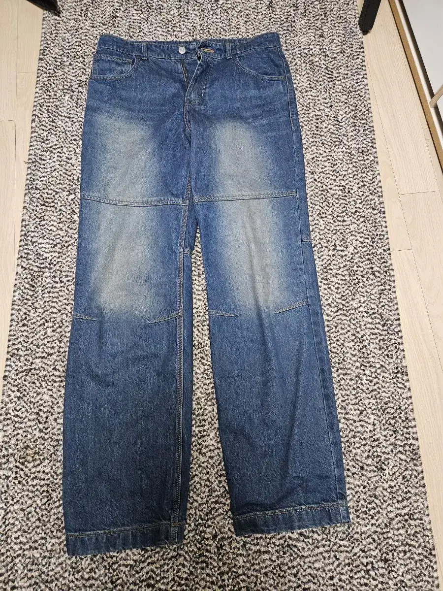 Cure Fading Denim Pants