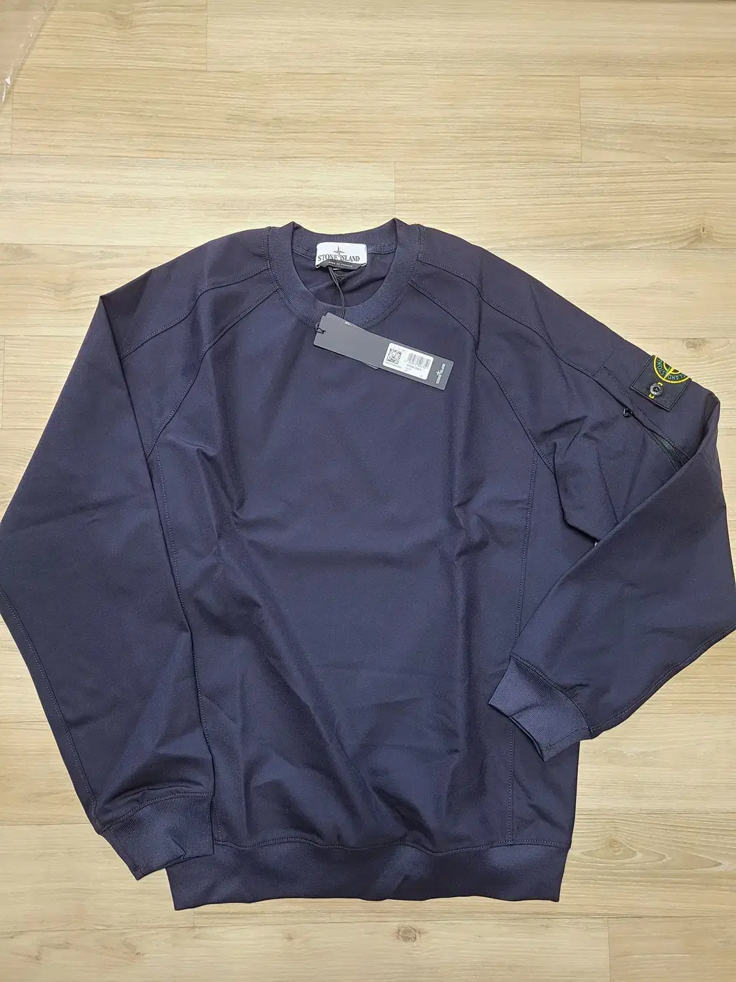 [Genuine/New] [M] Stone Island Nylon Top 781560653