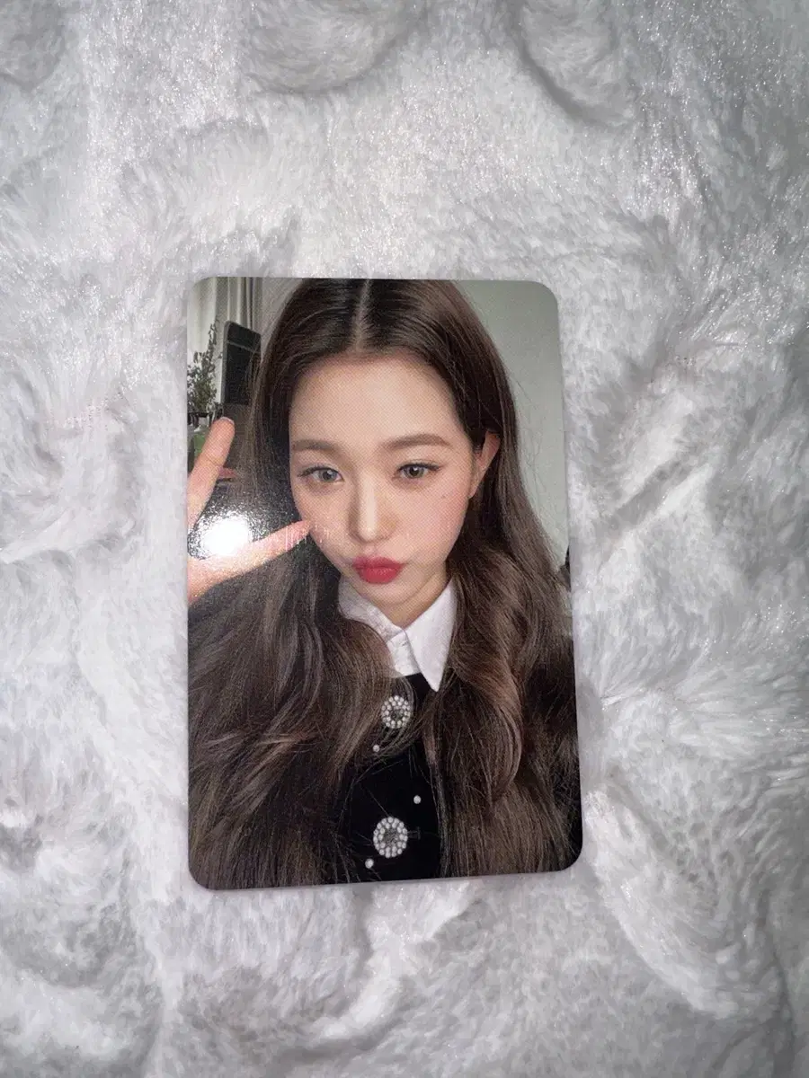 Reviewed by ive jang wonyoung Official Fan Club Dive Kit 1 photocard