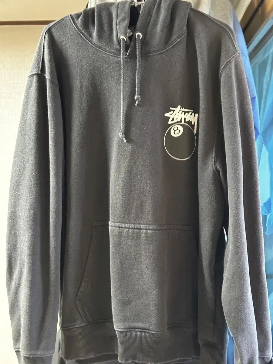 [L] Stussy 8-Ball Hoodie