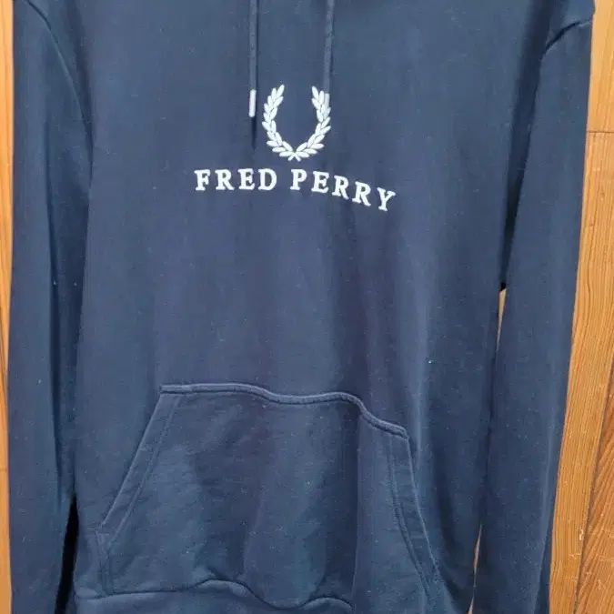 FRED PERRY 후드티 사이즈는 M 오버핏 남여공용