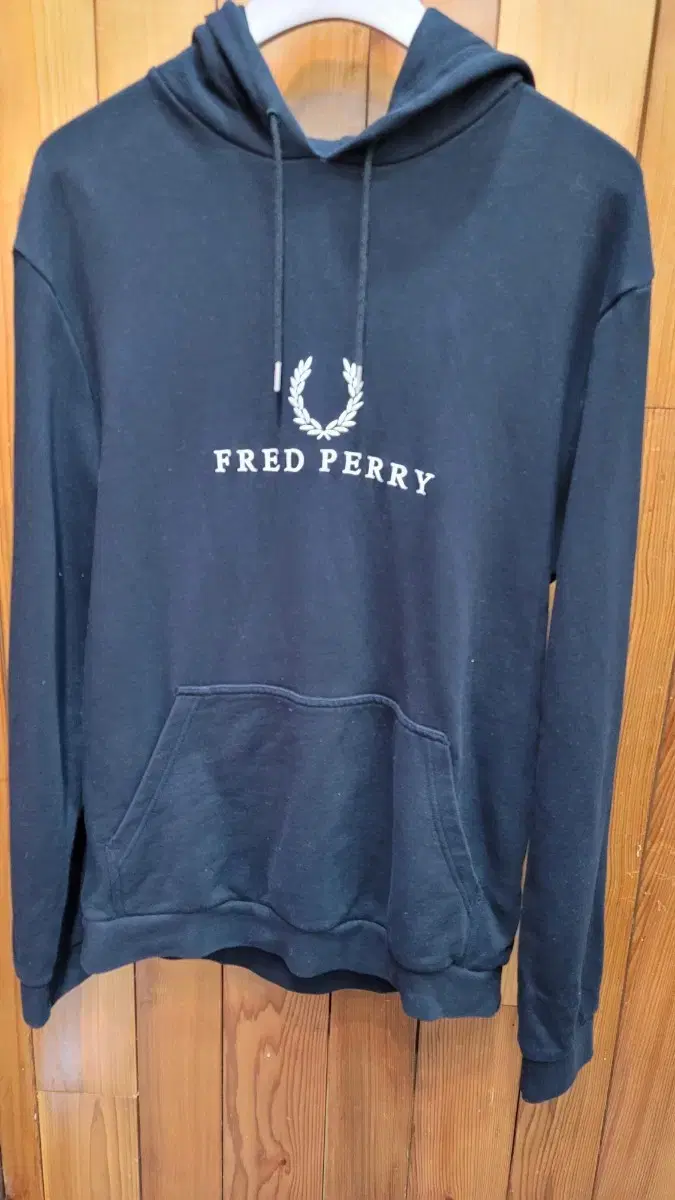 FRED PERRY 후드티 사이즈는 M 오버핏 남여공용