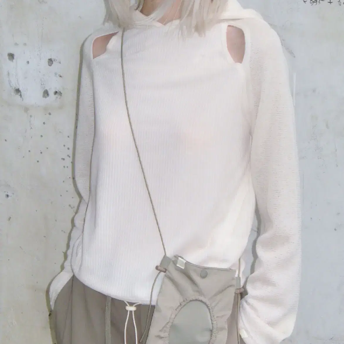 타입서비스 후드 cleaved side slit hoodie beige