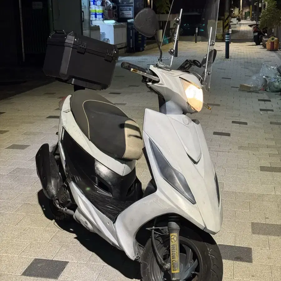 SYM GR125 EFI 125cc 스쿠터 팝니다.