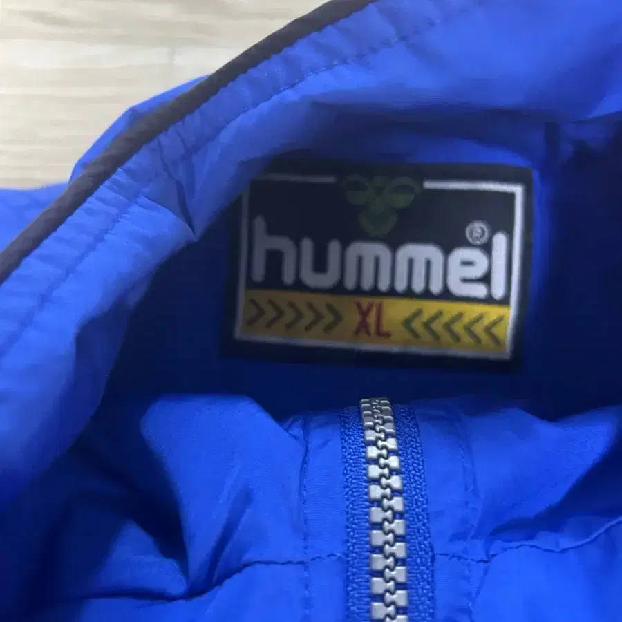 험멜 hummel xl사이즈 바람막이