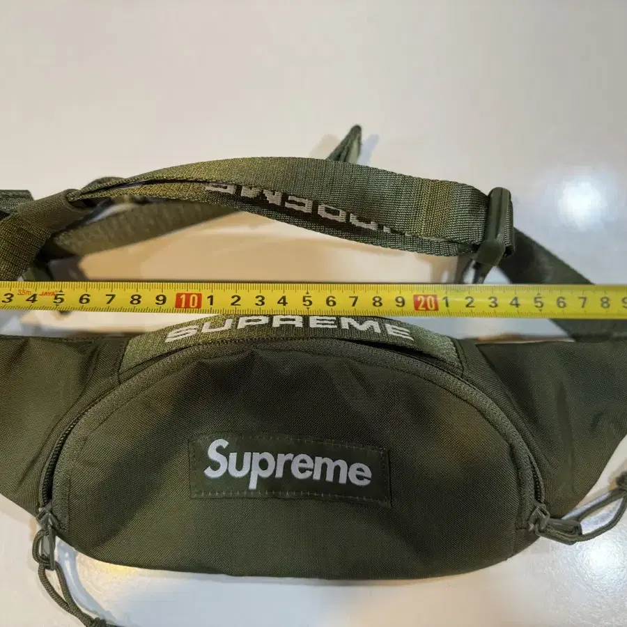 Supreme Small Waist Bag Olive - 22FW