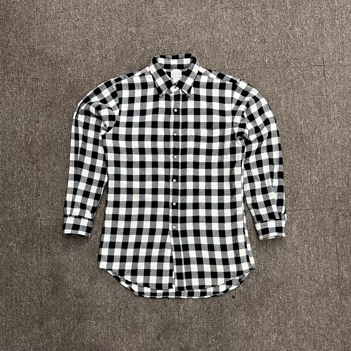 (L) Harvard University flannel shirt