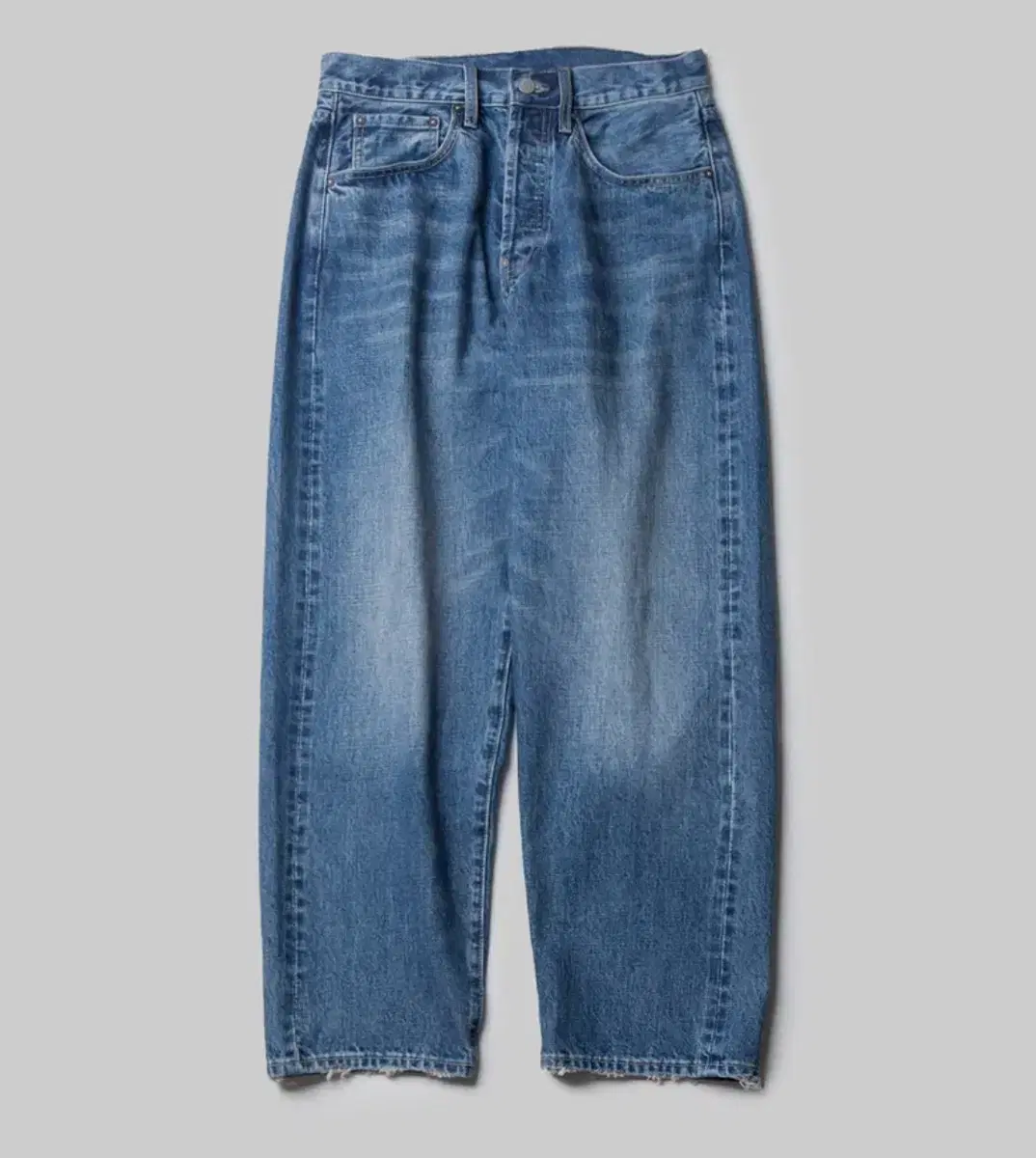 Non-Heavy 522C selvedge denim in size 3 medium blue (this price today only)