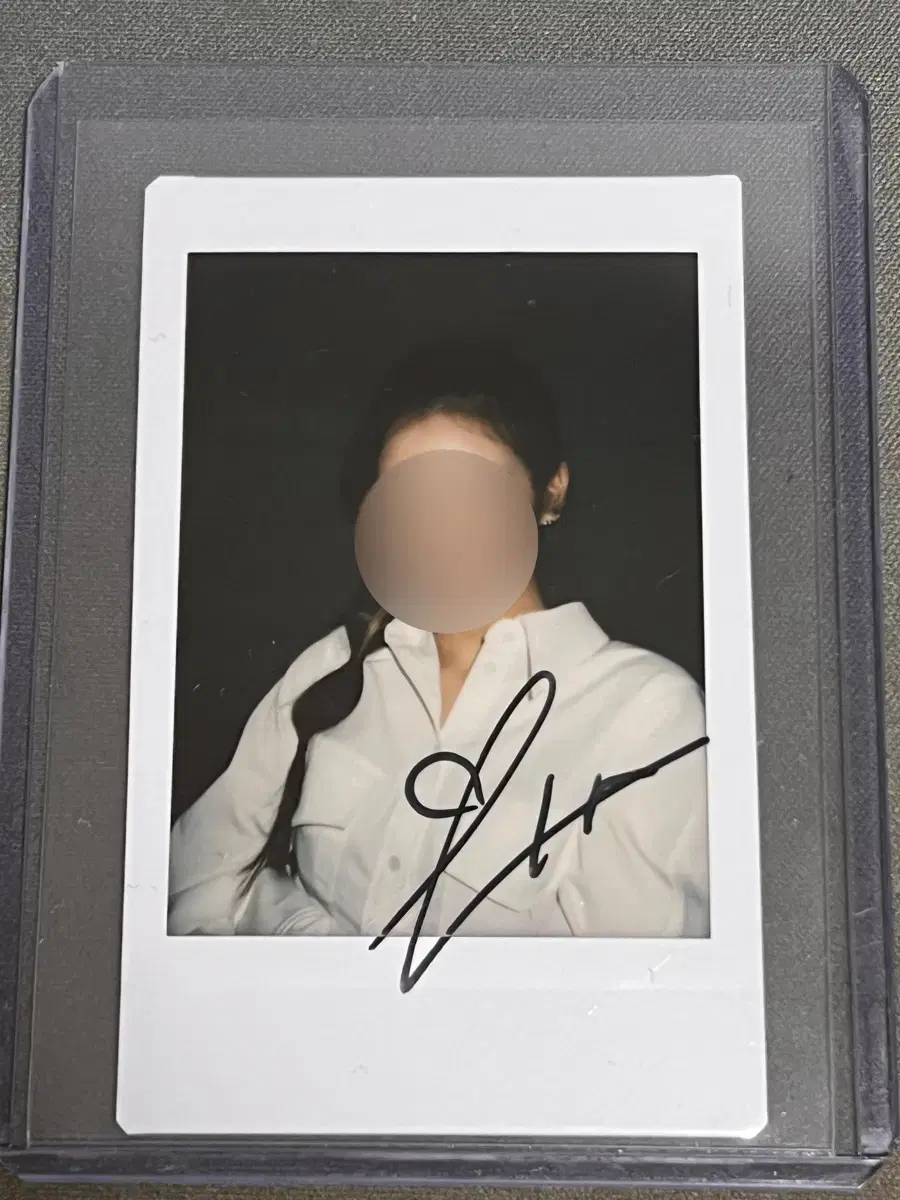 itzy lia sign pola polaroid