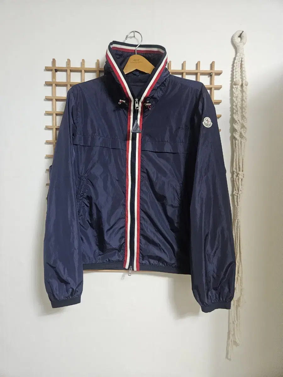 Size S/Genuine Moncler 3-wire windstopper, size 3
