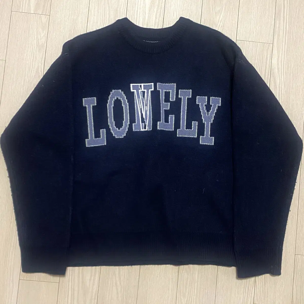 Noël LONELY/LOVELY Cashmere navy knit