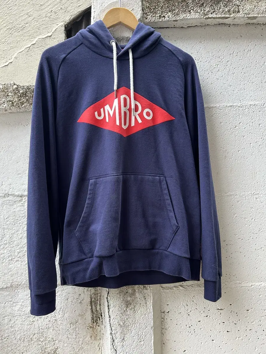 Umbro Navy Spellout Vintage Sweat Hoodie 100size