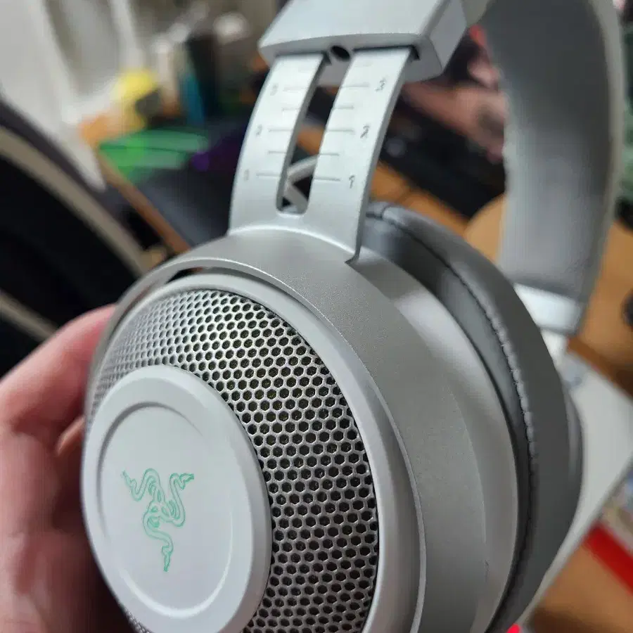 게임용 헤드셋 razer kraken V2 (크라켄V2)