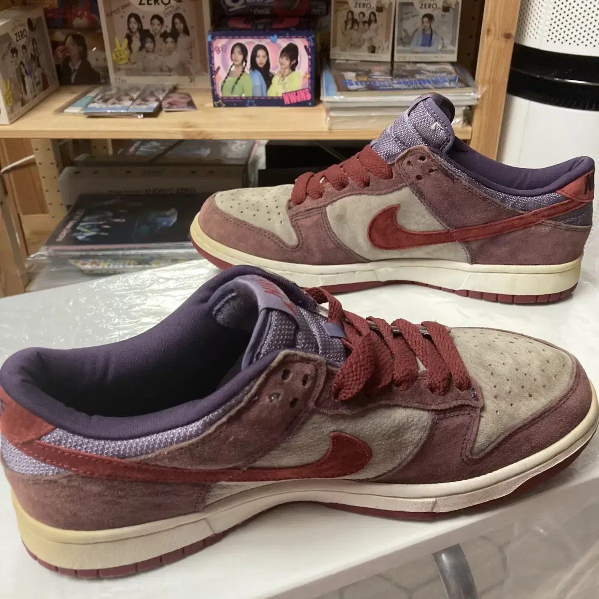 (280) 2001 dunk plum