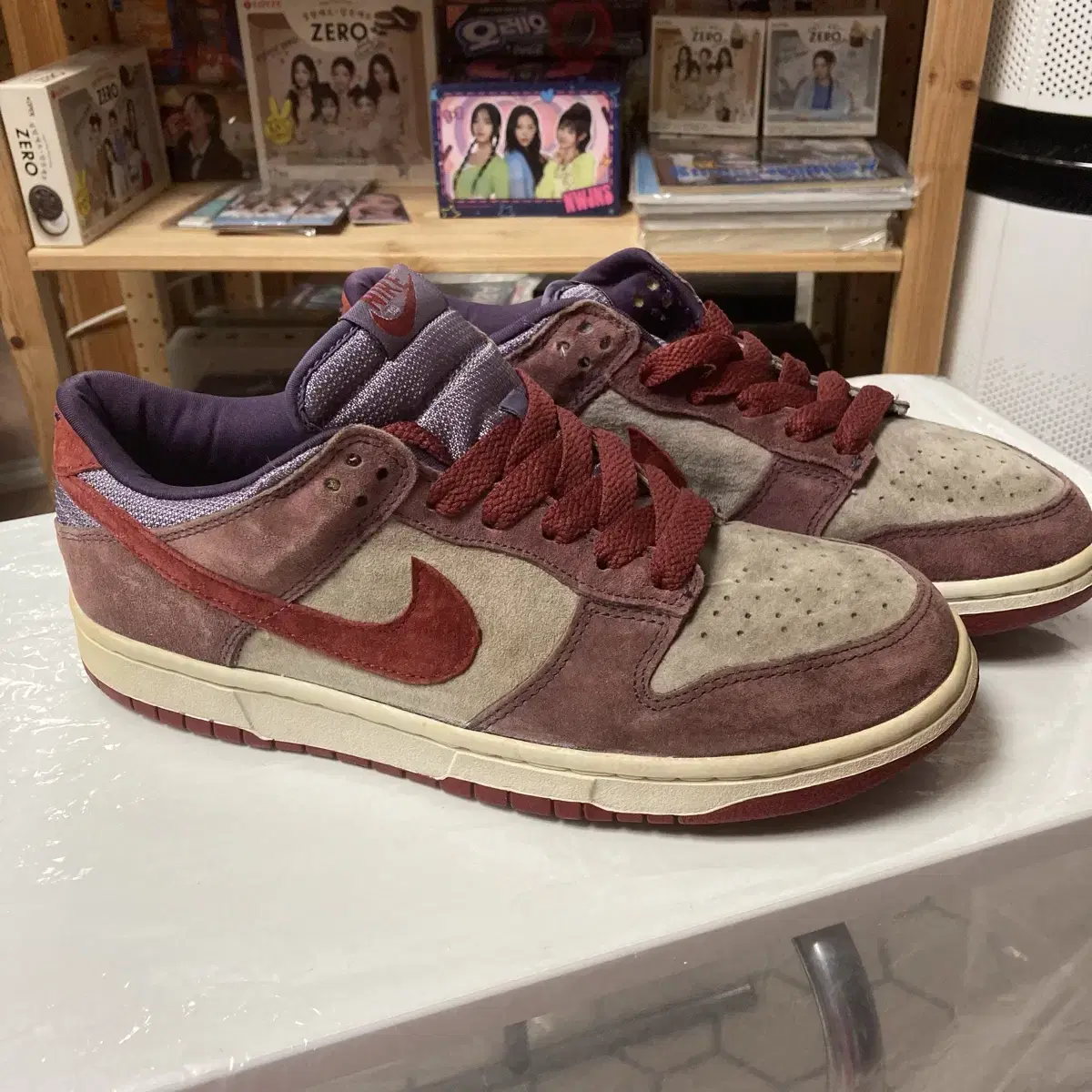 (280) 2001 dunk plum