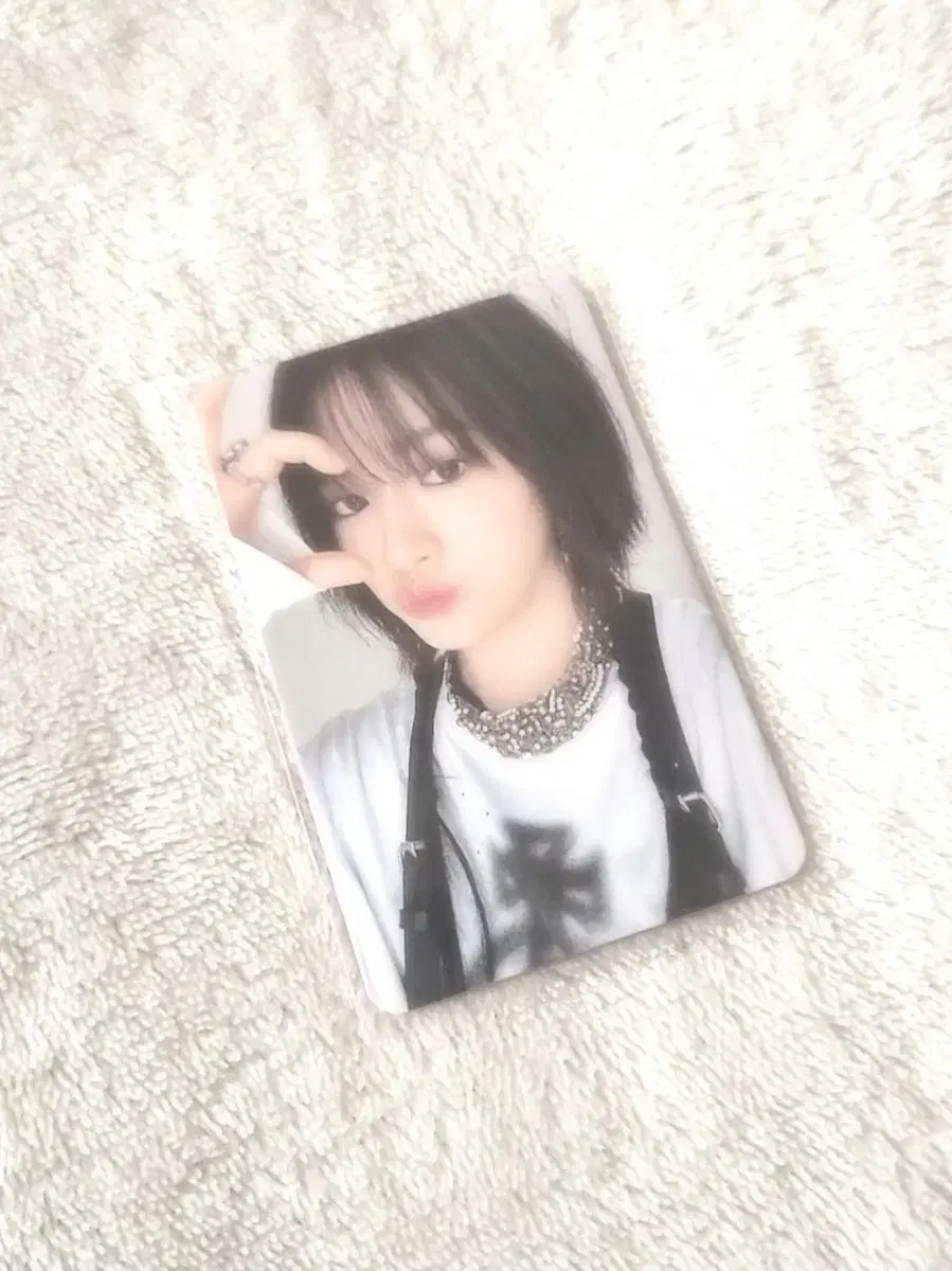 ive yujin either way album photocard