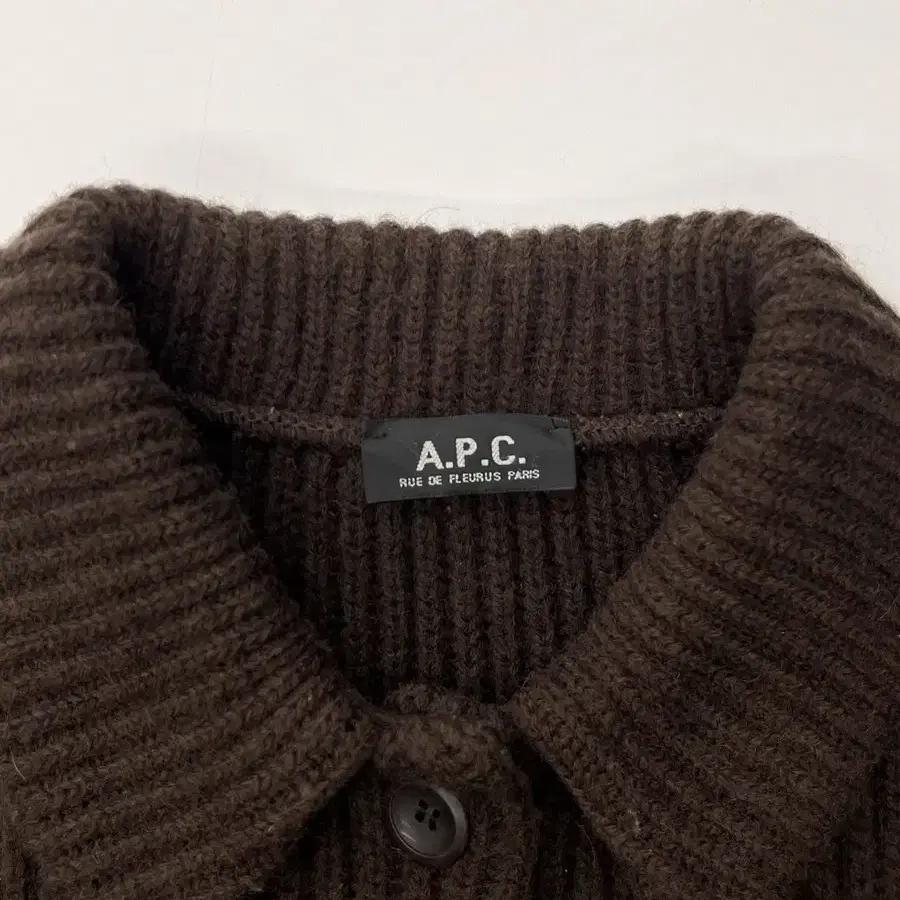 A.P.C. 아페쎄 브라운 울 니트 가디건