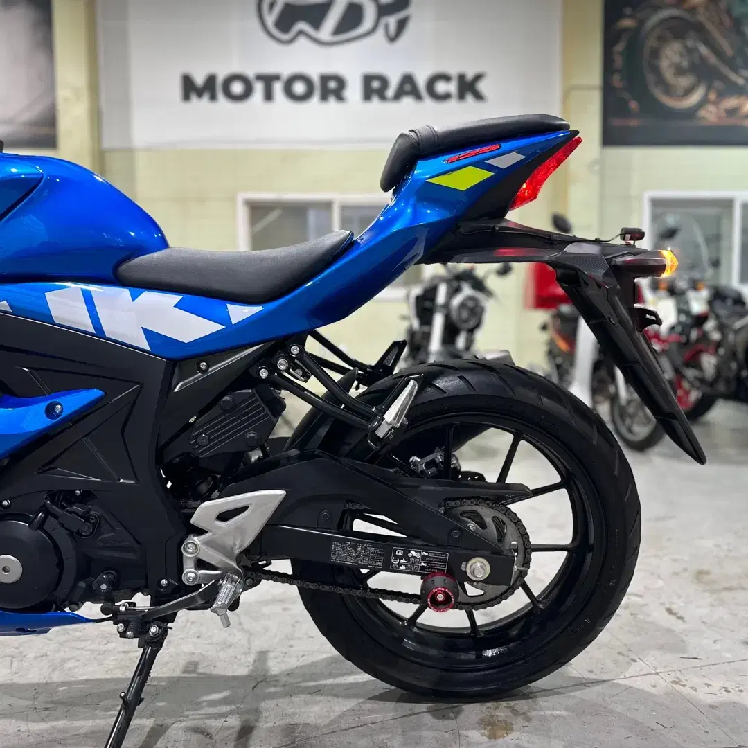 스즈키 GSX-R125ABS 23년 1.2만 2CH블박 1인차주 신차급