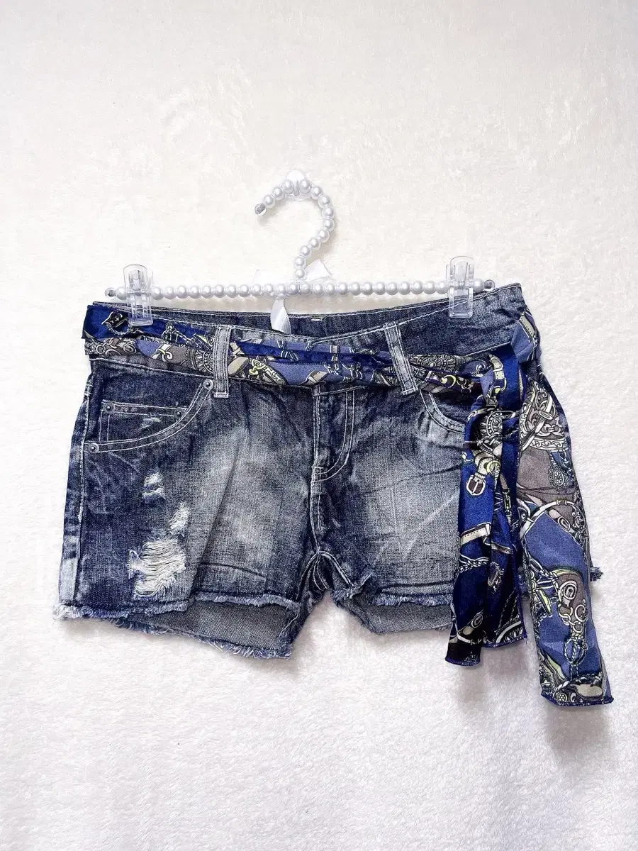 Grunge Rock Punk Y2K Oriental Gyaru Denim Scarf Short Pants Hot Pants Jeans Vahn