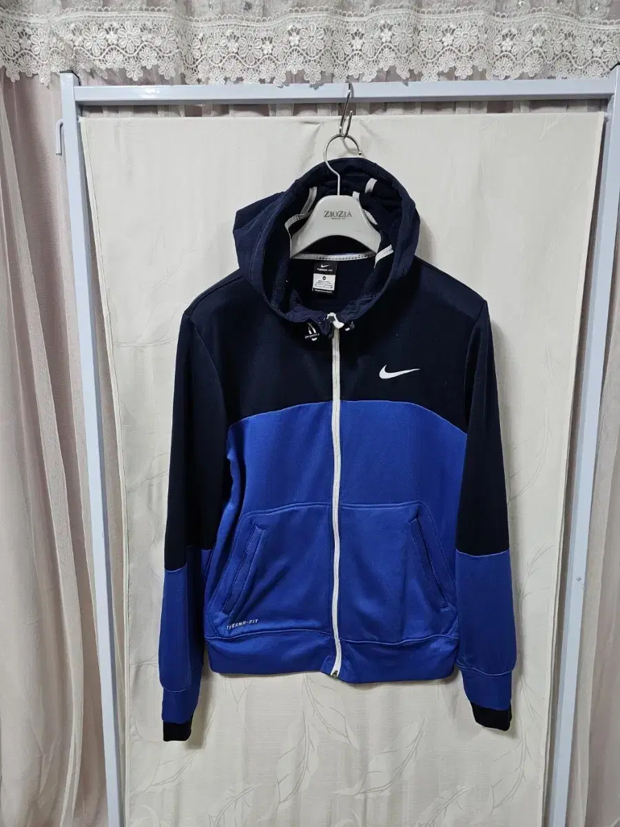 NikeFleeceShort SleeveMomoHoodie(M)