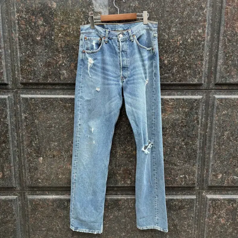 Levis 501 jeans pants #245