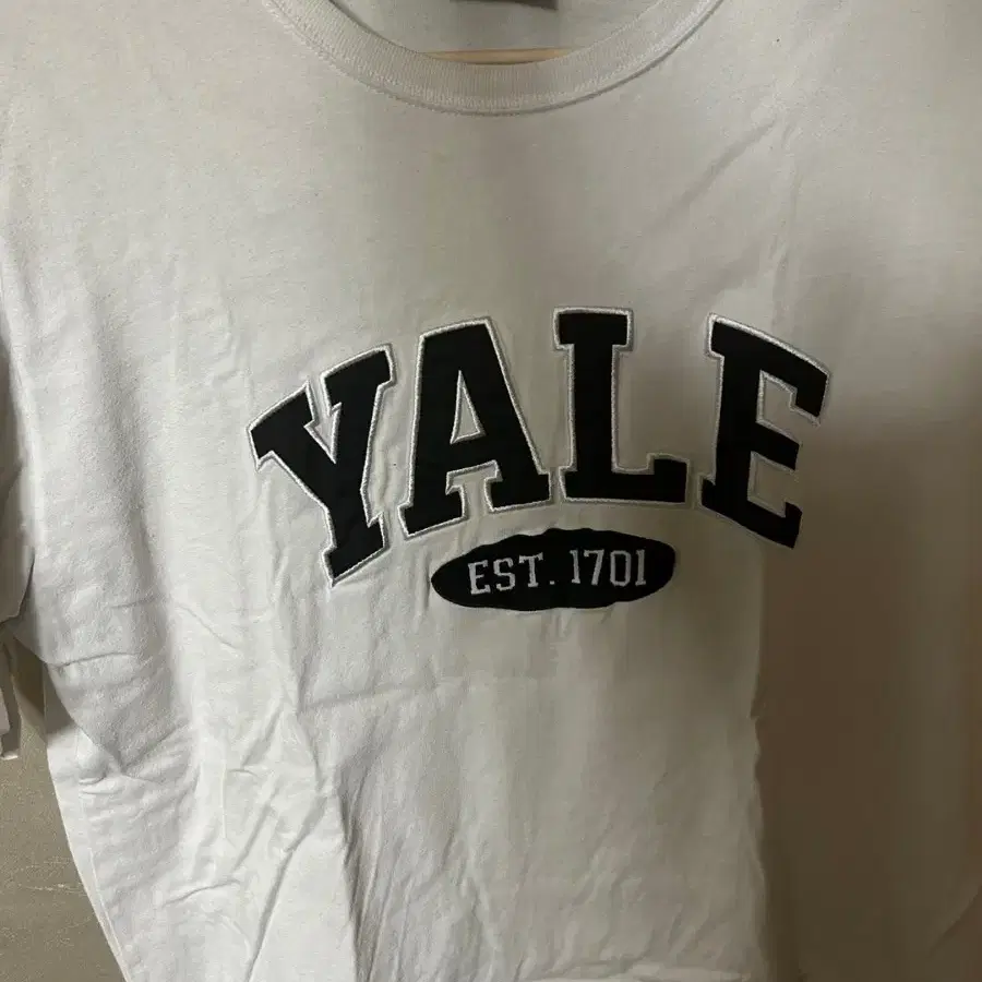 yale반팔티 흰색