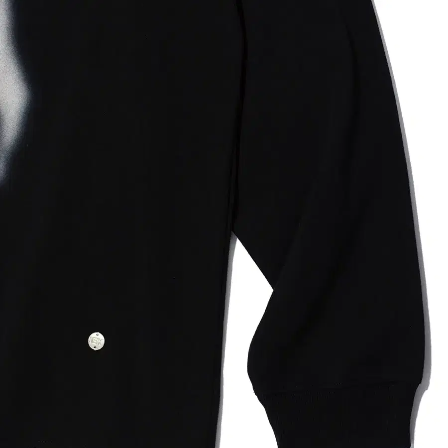 이에이 PEACE WHALE LONG SLEEVE Black