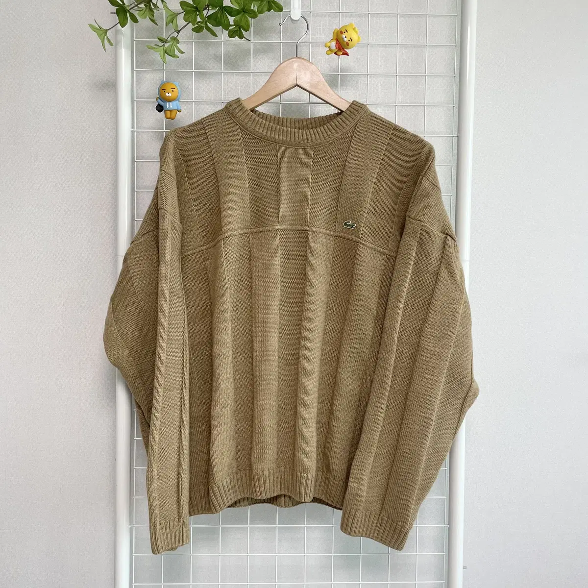 [8]Lacoste Round Knit Brown Beige WK-0015