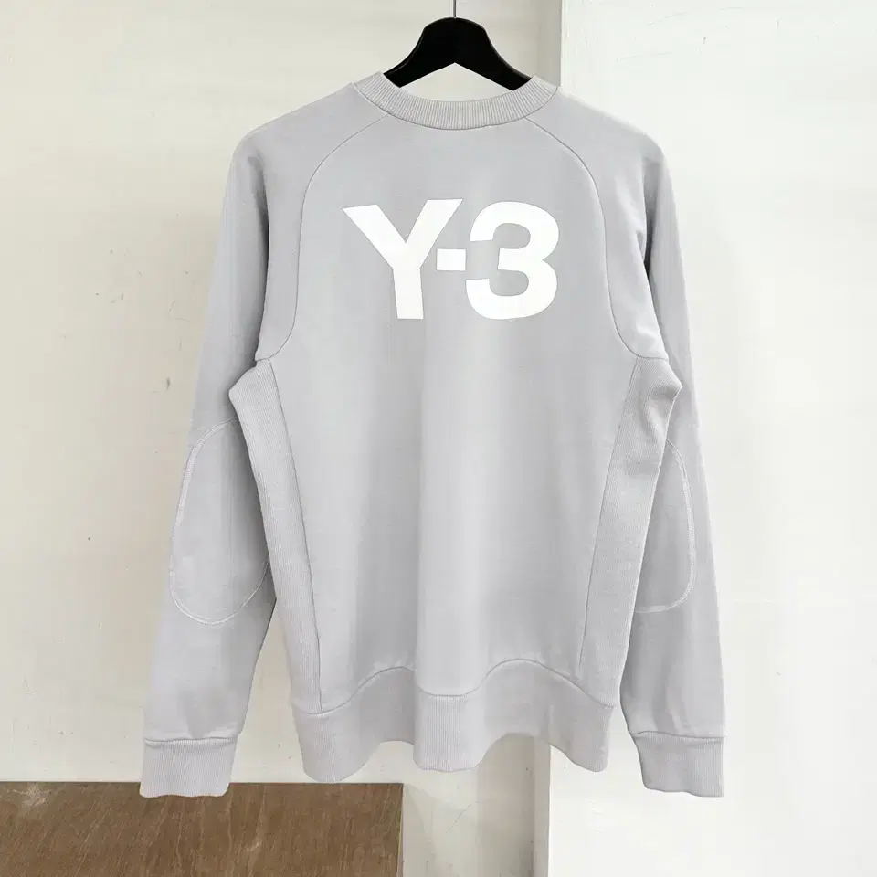 Y-3 그레이 백로고 스웻셔츠