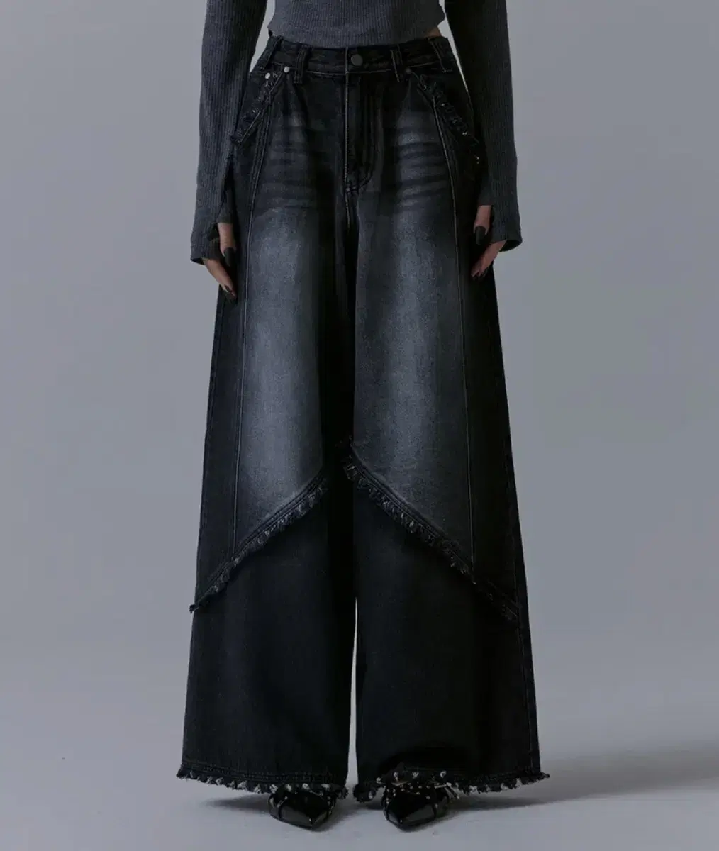 트리밍버드 Incision Tassel Denim Pants