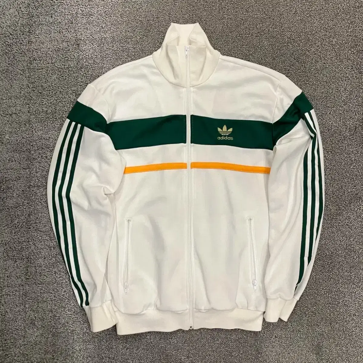 432 Adidas Australia Jersey sells