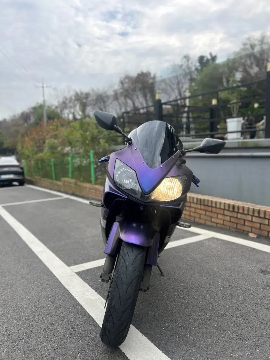 CBR600F4i